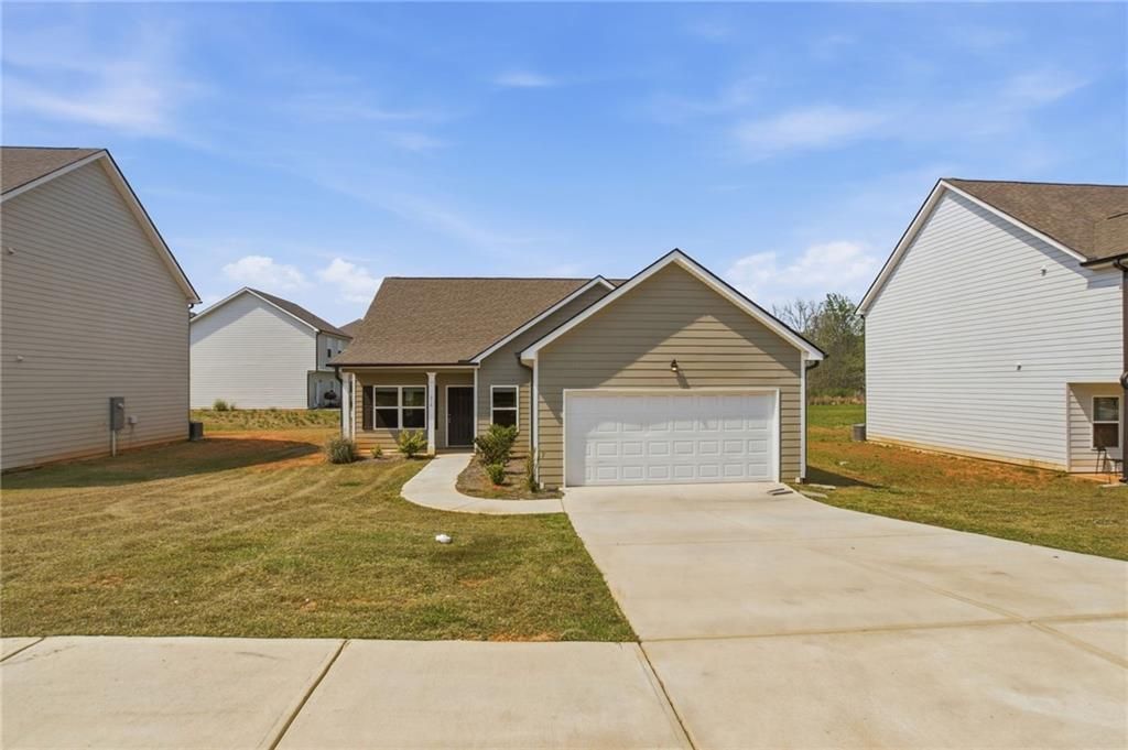 216 Venture Drive, Jackson, GA 30233 Main Photo