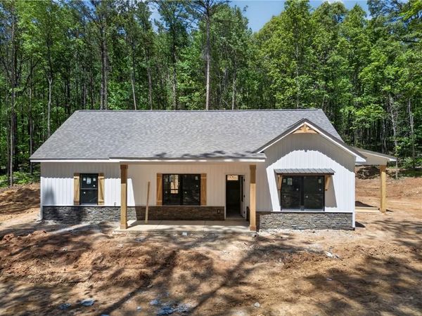 1071 Drummond Road, Lindale, GA 30147