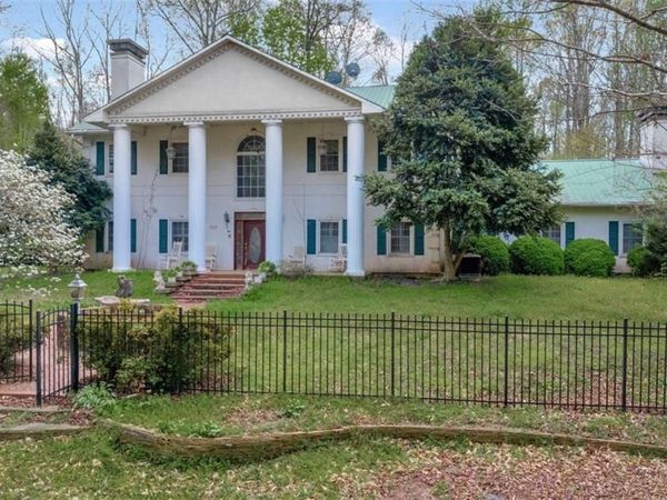 743 Blacks Creek Church Road, Danielsville, GA 30633