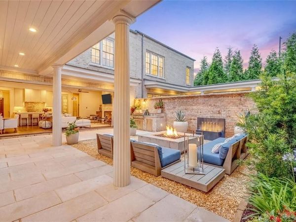 102 Grand Crescent , Alpharetta, GA 30009