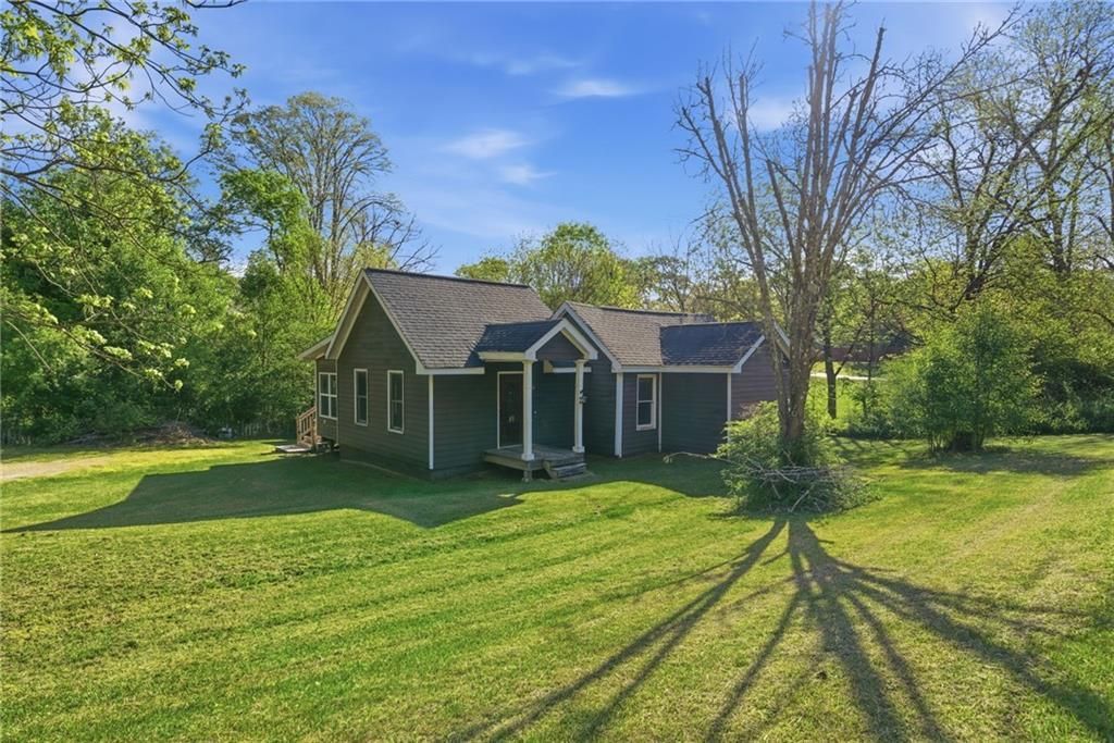 382 Main Street, Talmo, GA 30575 Main Photo