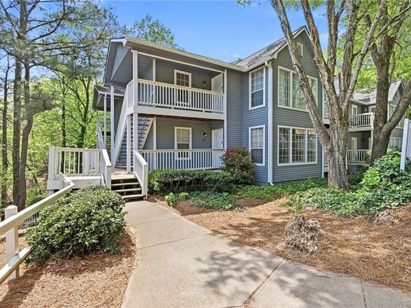 1202 Gettysburg Place, Atlanta, GA 30350