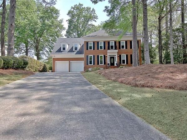 110 Sandtrap Ridge, Peachtree City, GA 30269