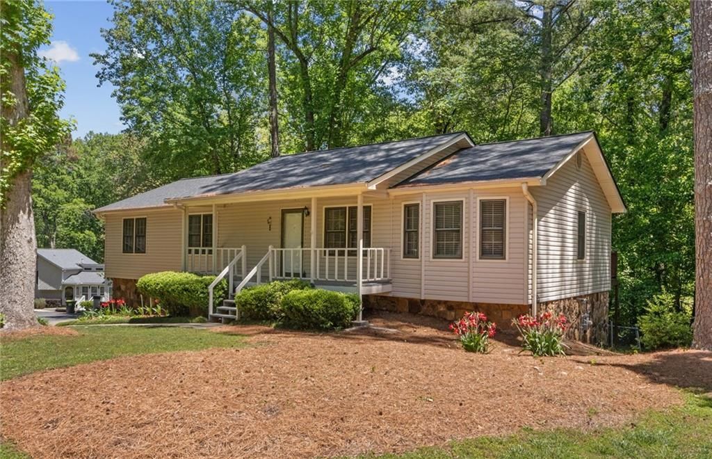 608 Wellington Court, Woodstock, GA 30188 Main Photo