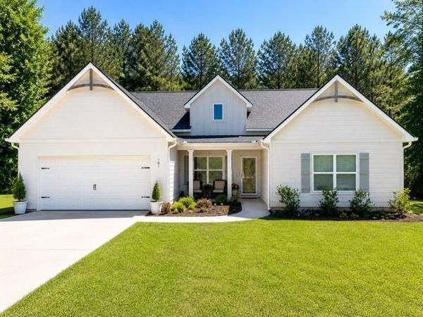 101 Fenwick Manor Drive, LaGrange, GA 30241
