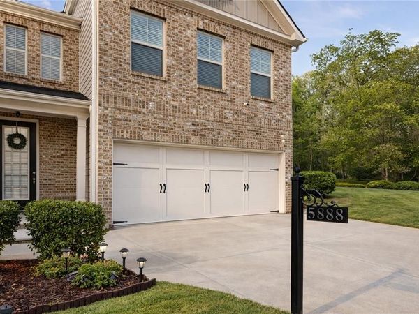 5888 Radford Loop, Fairburn, GA 30213