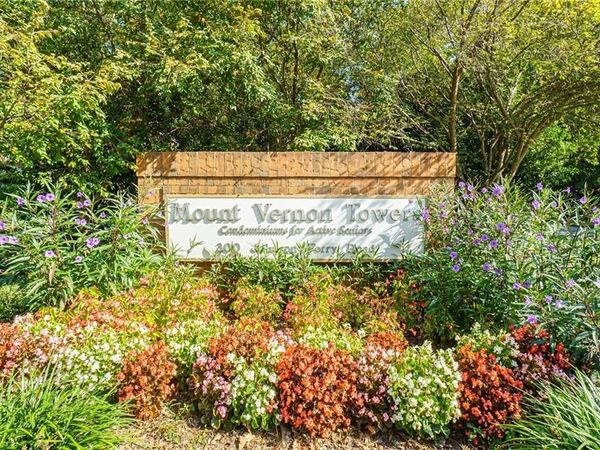 300 Johnson Ferry Road NE, Unit A203, Sandy Springs, GA 30328