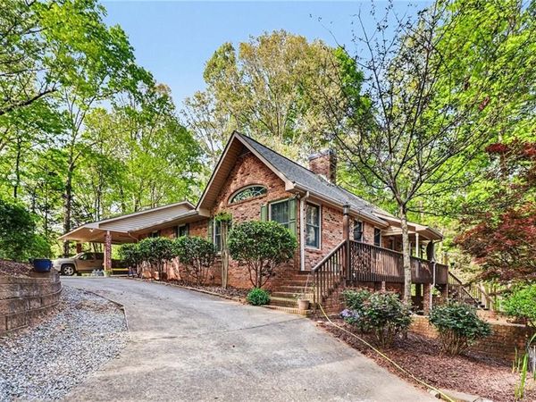 2170 Taylorsville Road, Taylorsville, GA 30178