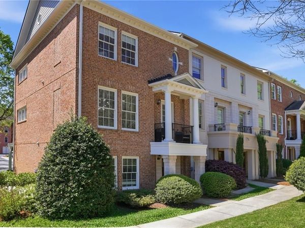 1850 Preserve Way, Atlanta, GA 30341