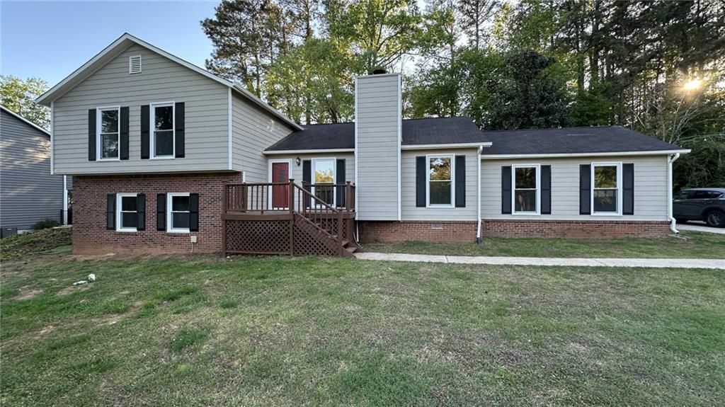300 Timber Laurel Lane, Lawrenceville, GA 30043 Main Photo