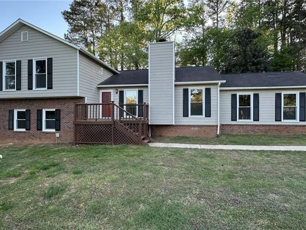 300 Timber Laurel Lane, Lawrenceville, GA 30043