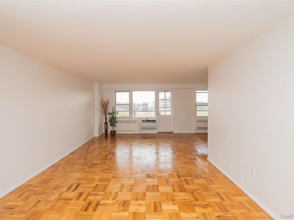 1841 Central Park Avenue , Unit 10P, Yonkers, NY 10710