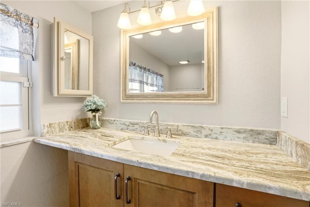 1119 SE 28th Ter, Cape Coral, FL 33904 Photo