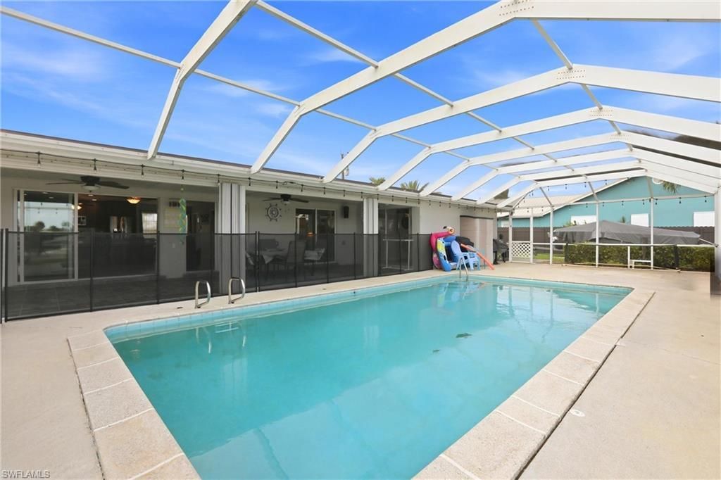 1119 SE 28th Ter, Cape Coral, FL 33904 Photo