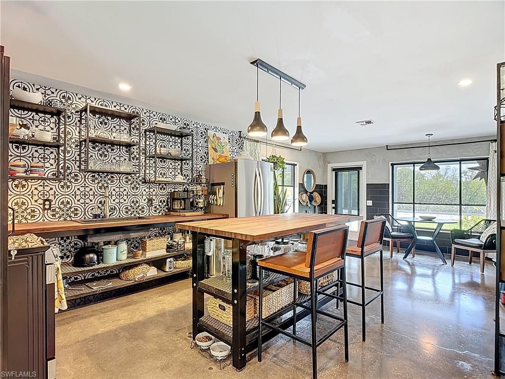 5841 Sabal Ave, Saint James City, FL 33956 Photo