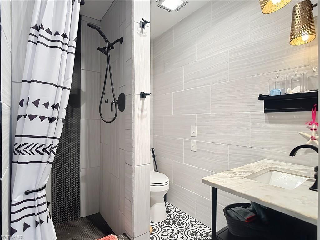 5841 Sabal Ave, Saint James City, FL 33956 Photo