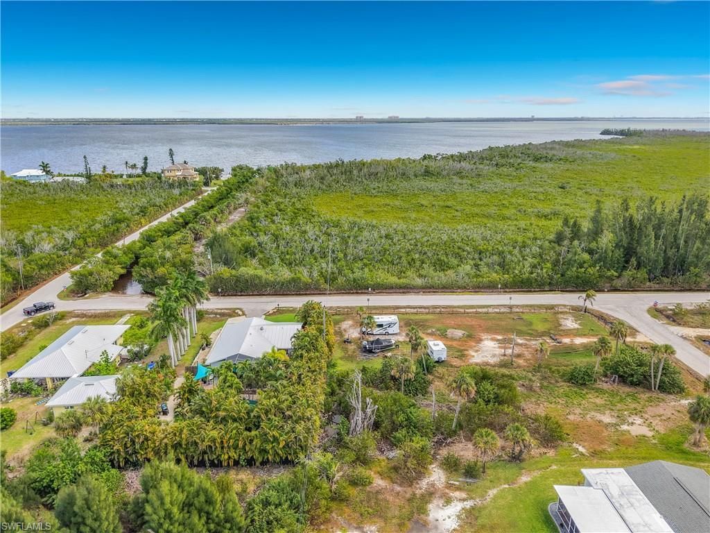 5841 Sabal Ave, Saint James City, FL 33956 Photo