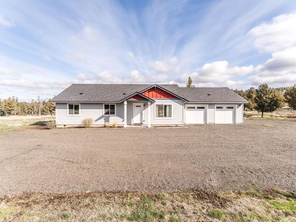 7845 SE Thompson Court, Prineville, OR 97754