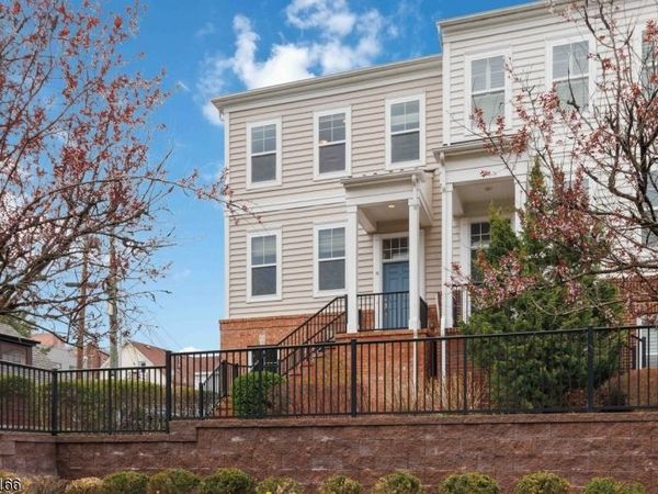 7 Maple Ave, Unit 6, Morristown, NJ 07960