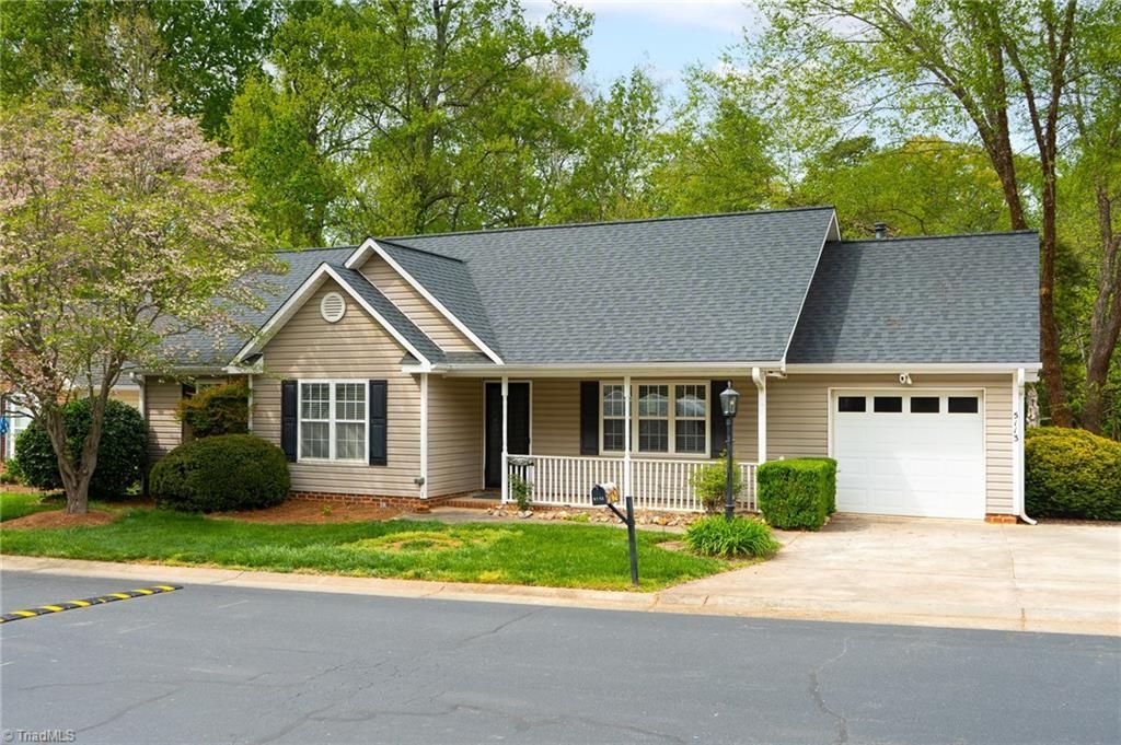 5113 Old Plantation Circle, Winston-Salem, NC 27104 Main Photo