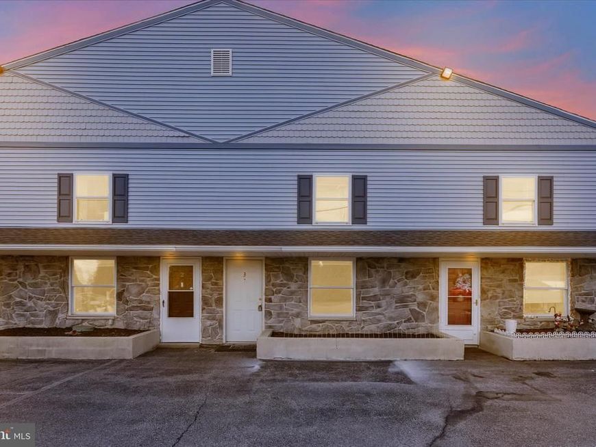 709 Hill Road , Unit 3, Wernersville, PA 19565 Main Photo