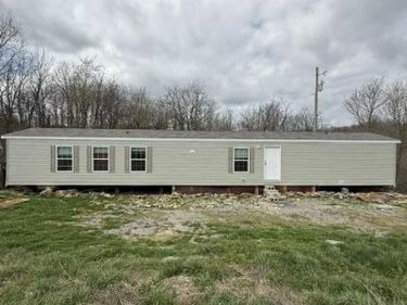 1223 Glass Pike, Stamping Ground, KY 40379