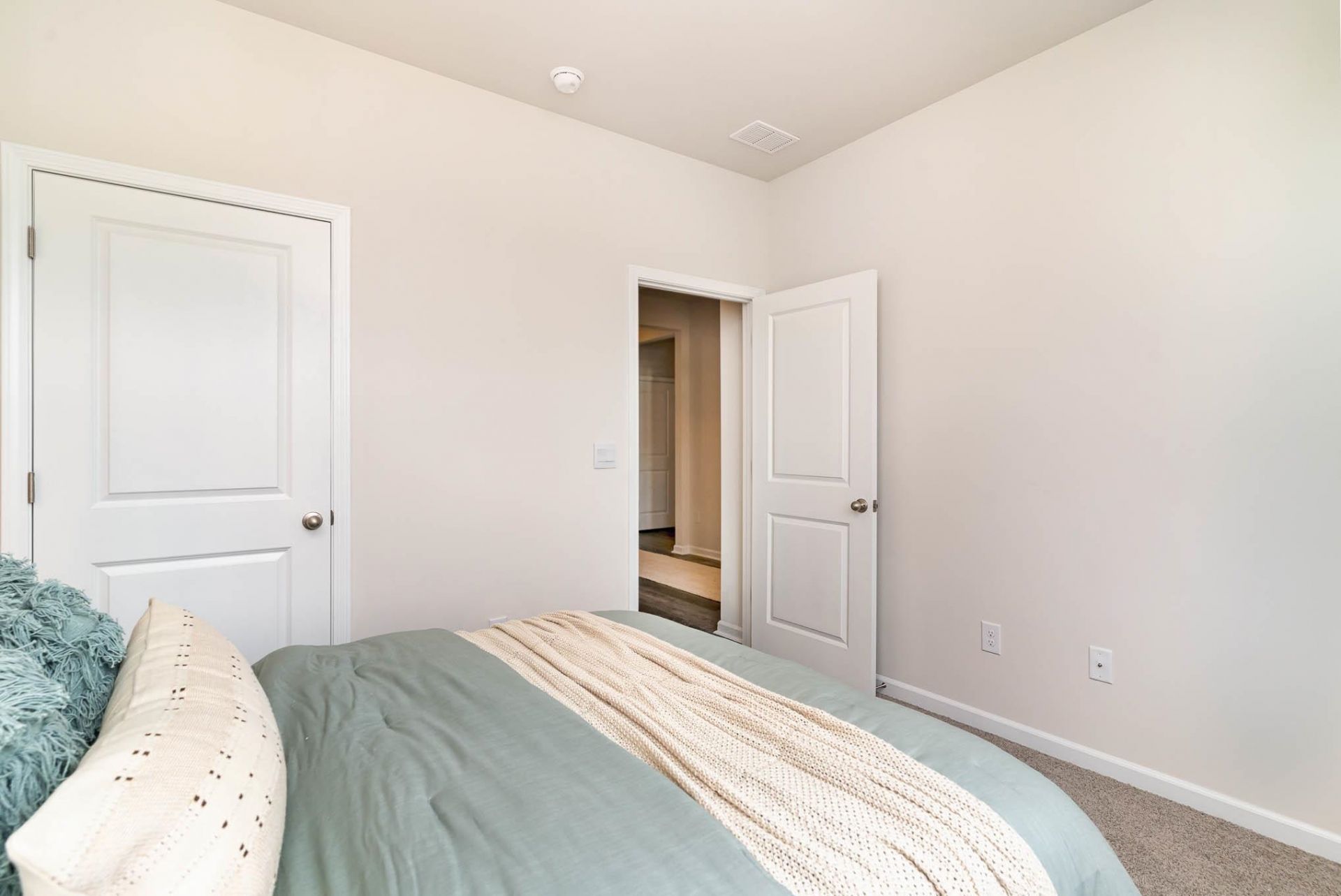288 Long Beard Way Photo 17