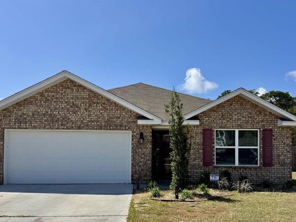 6395 Churchill Cir, Milton, FL 32583