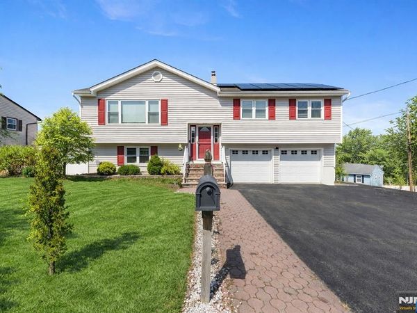 1 North Way, HOPATCONG, NJ 07843