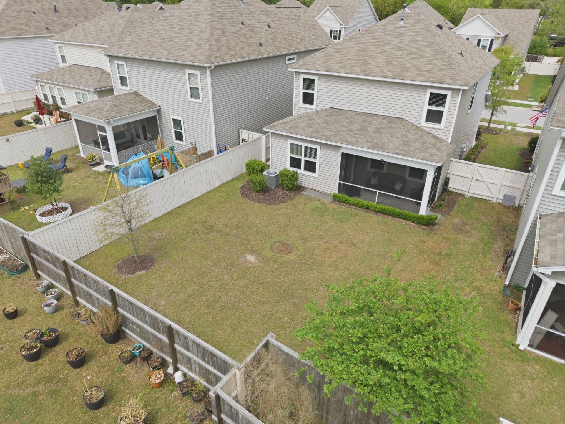 3837 Sawmill Court Photo 11