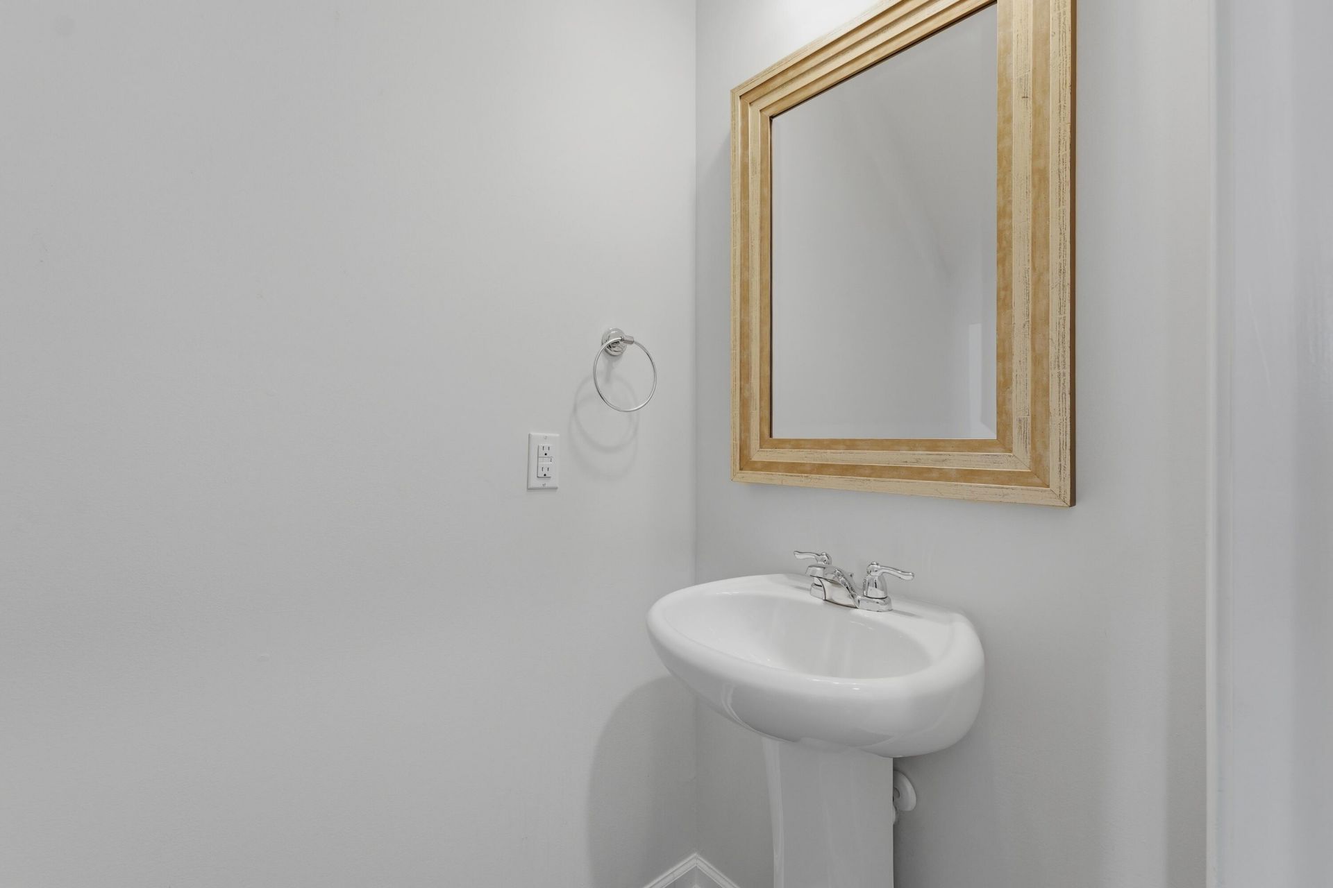 3837 Sawmill Court Photo 20