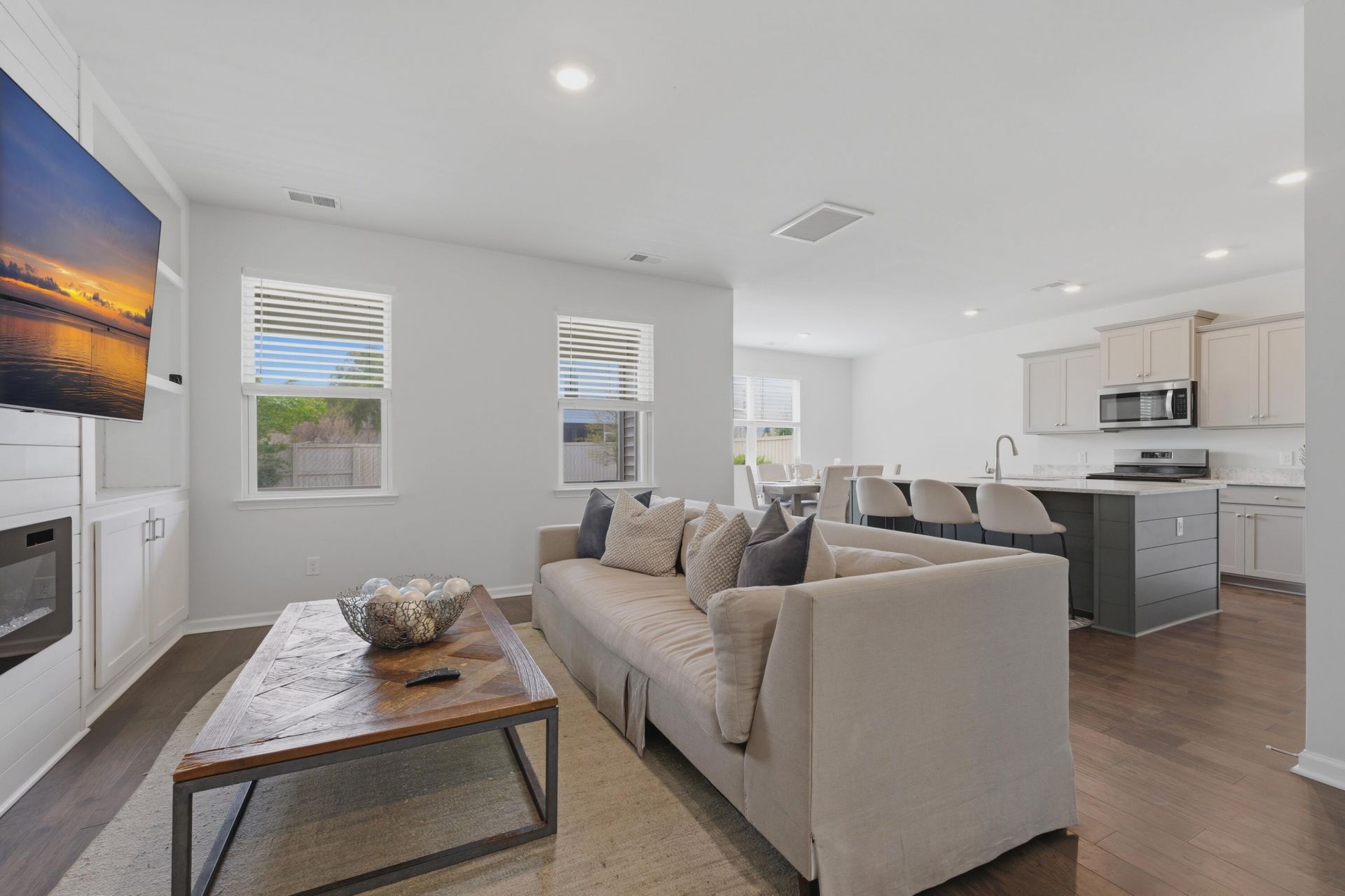 3837 Sawmill Court Photo 21