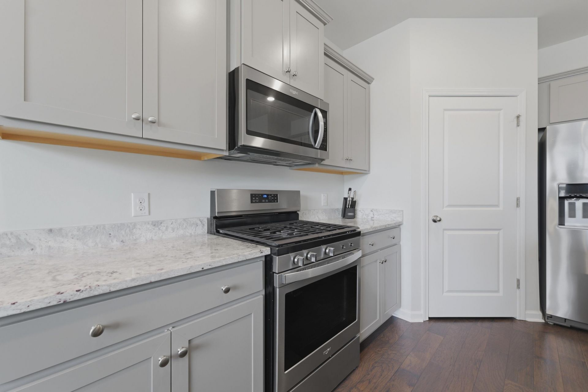 3837 Sawmill Court Photo 26