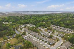 3837 Sawmill Court photo 4