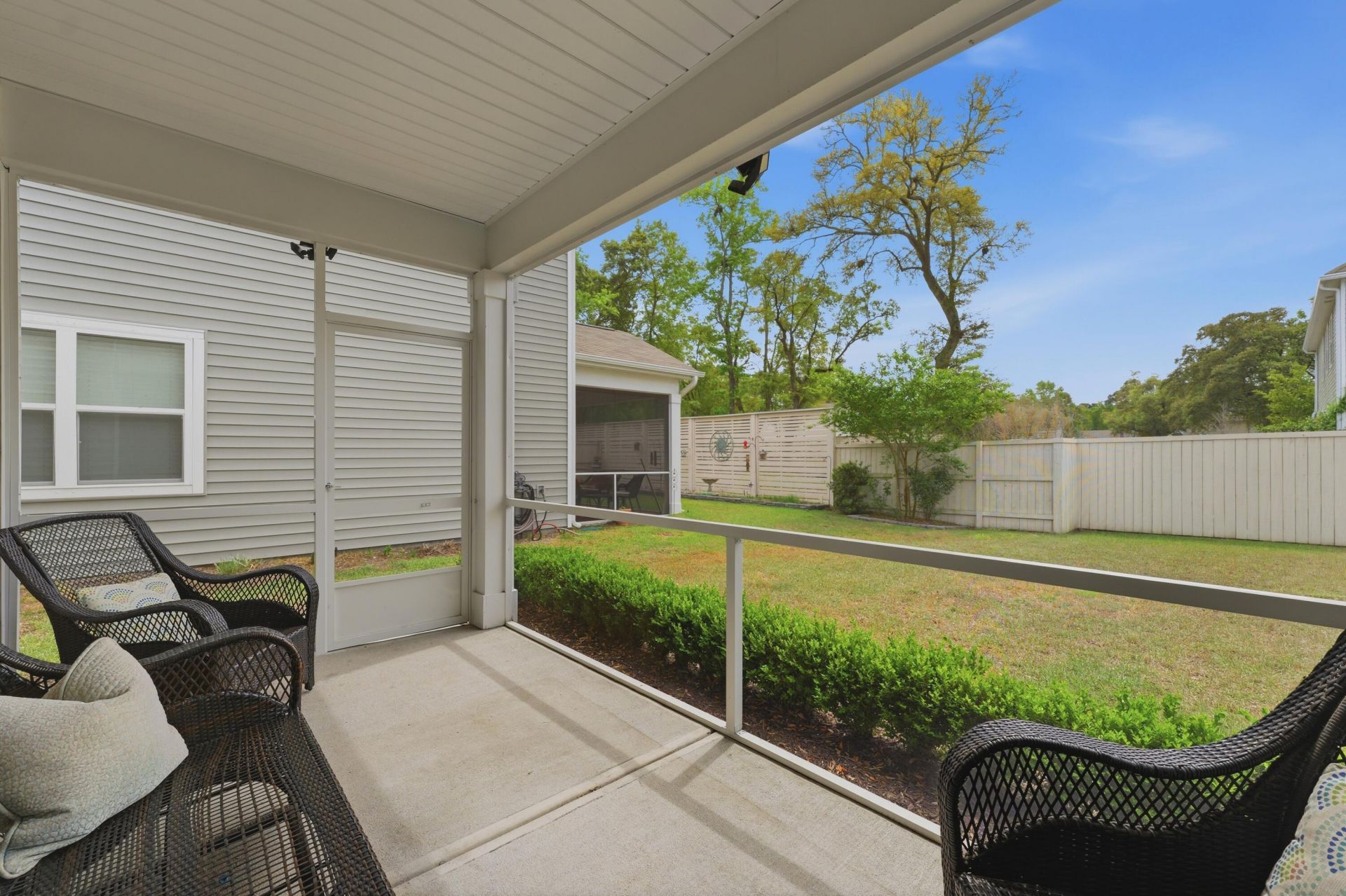 3837 Sawmill Court Photo 40