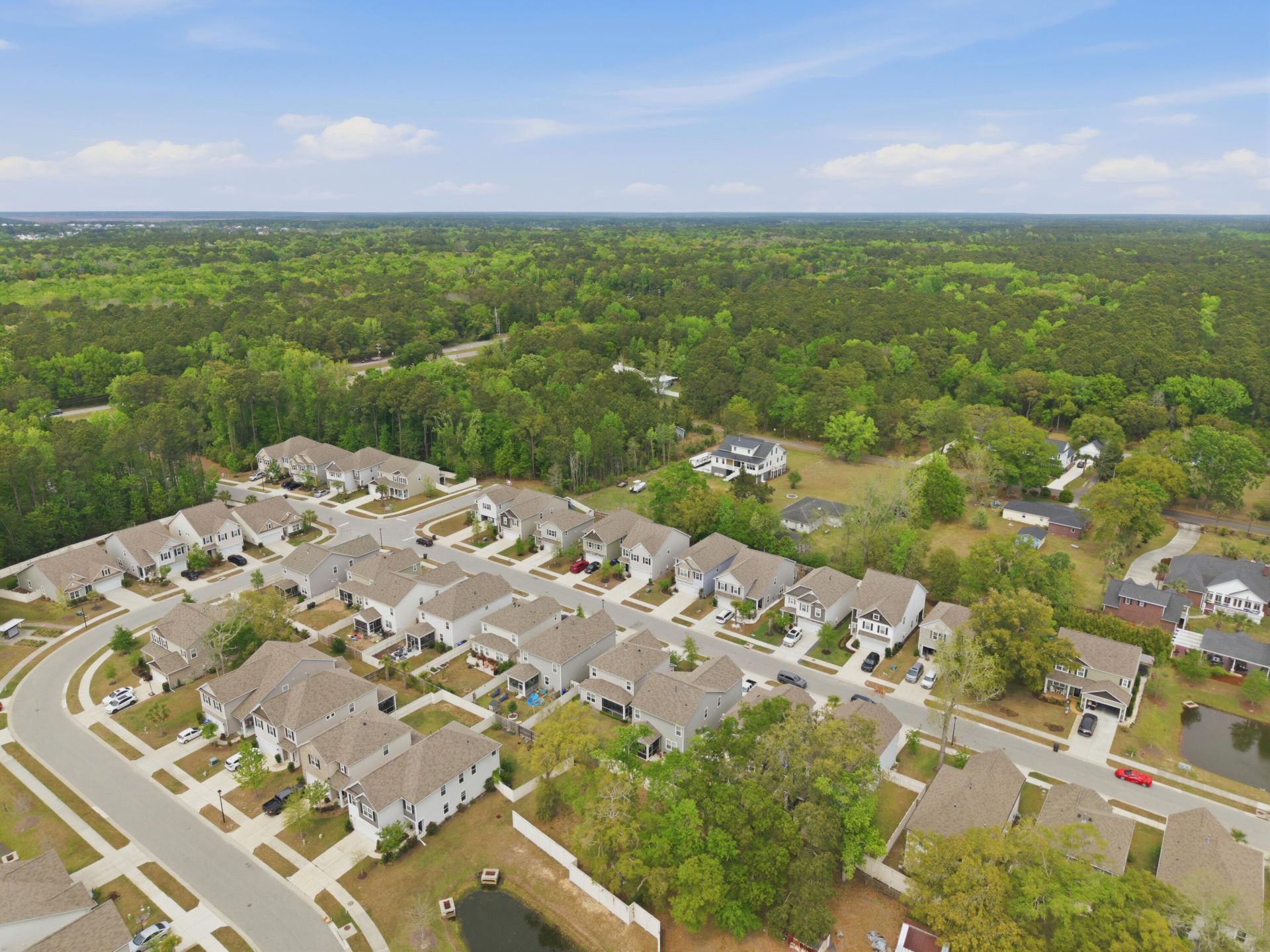 3837 Sawmill Court Photo 5