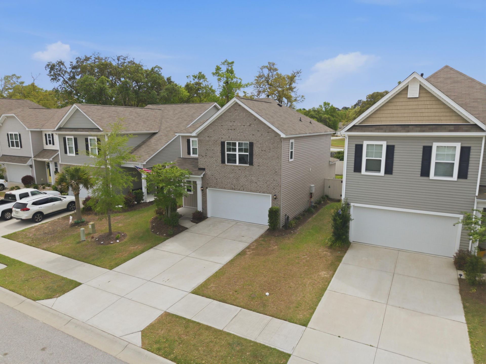 3837 Sawmill Court Photo 8