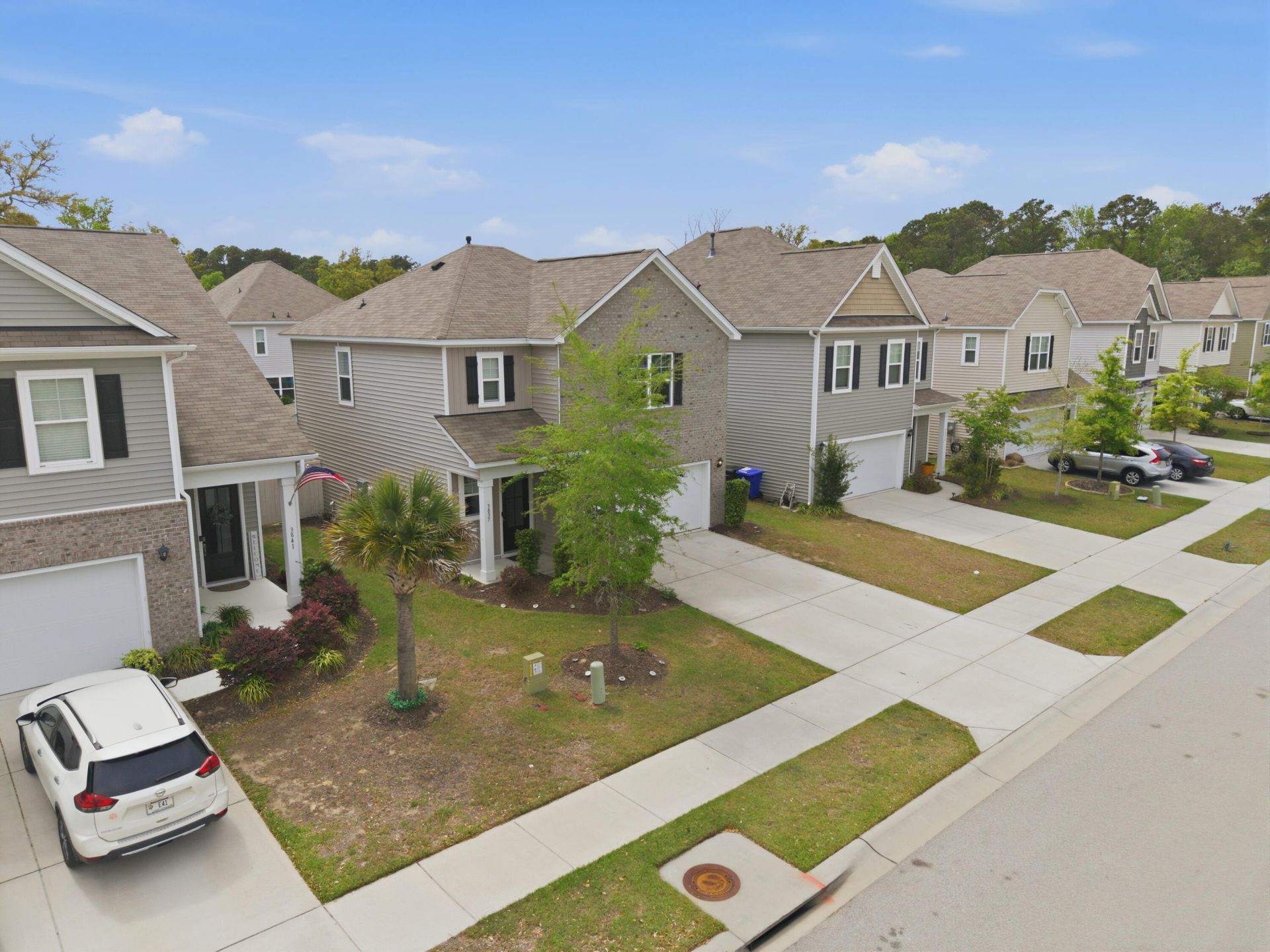 3837 Sawmill Court Photo 9