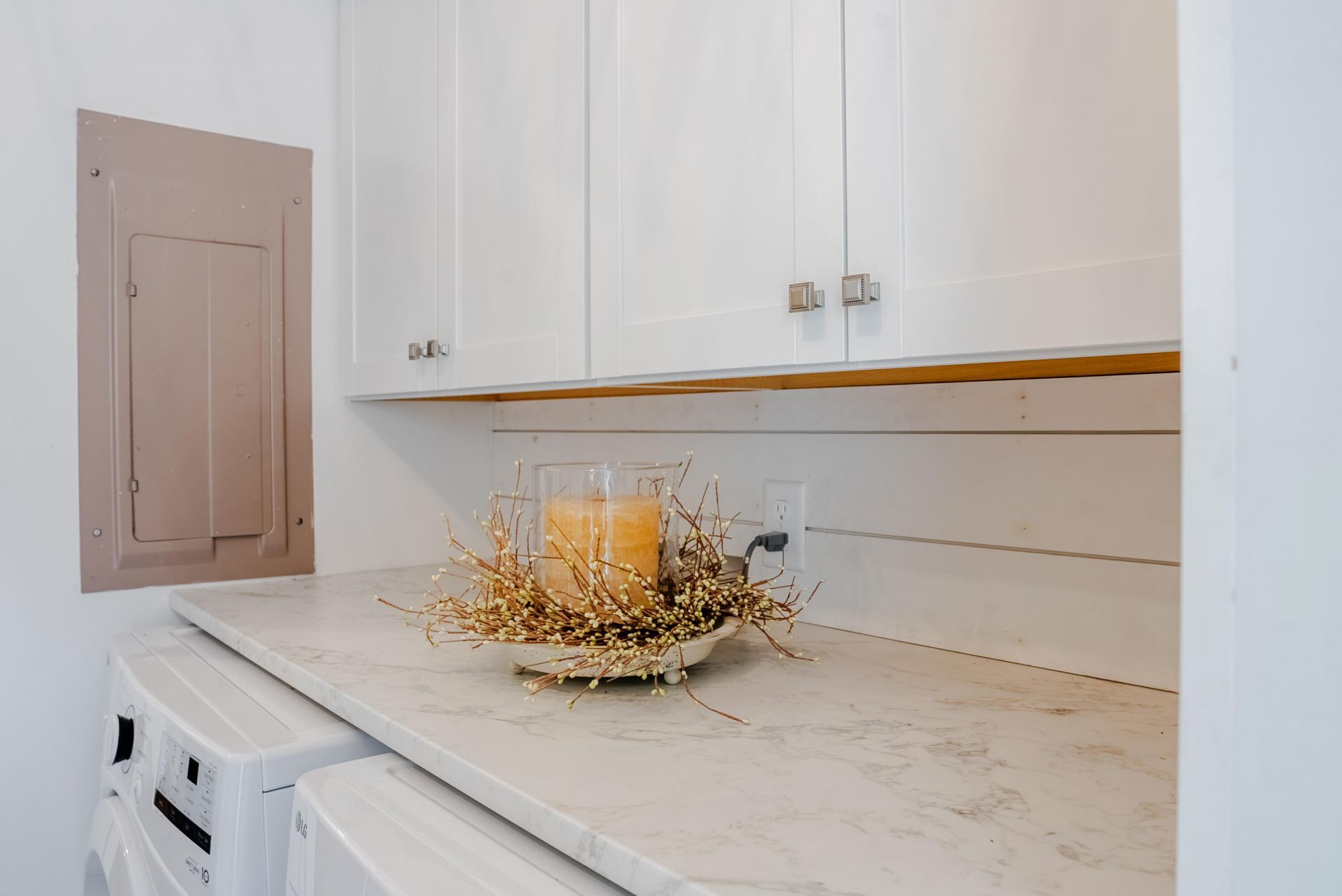 1705 Ventura Place Photo 10