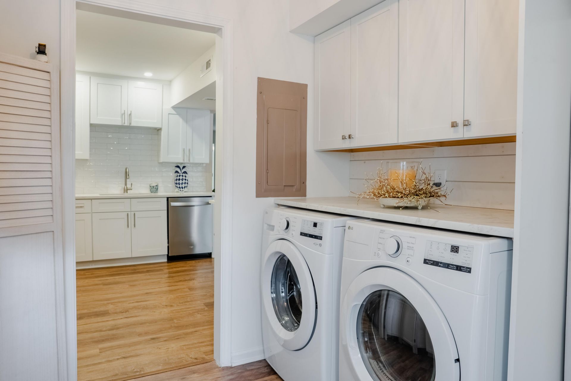 1705 Ventura Place Photo 11