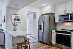 1705 Ventura Place photo 4