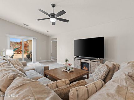 918 Garden Pond Way, Spanish Springs, NV 89441 Photo