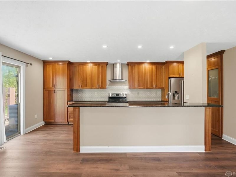 1823 Sheltering Tree Drive, West Carrollton, OH 45449 Photo 11