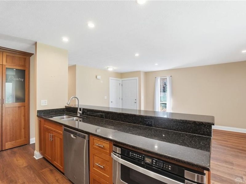 1823 Sheltering Tree Drive, West Carrollton, OH 45449 Photo 16