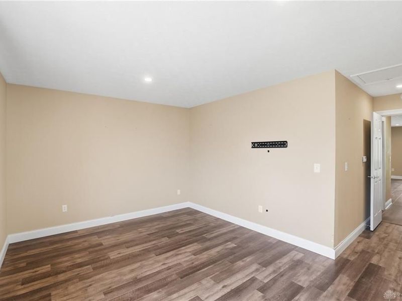 1823 Sheltering Tree Drive, West Carrollton, OH 45449 Photo 22