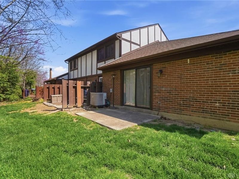 1823 Sheltering Tree Drive, West Carrollton, OH 45449 Photo 37