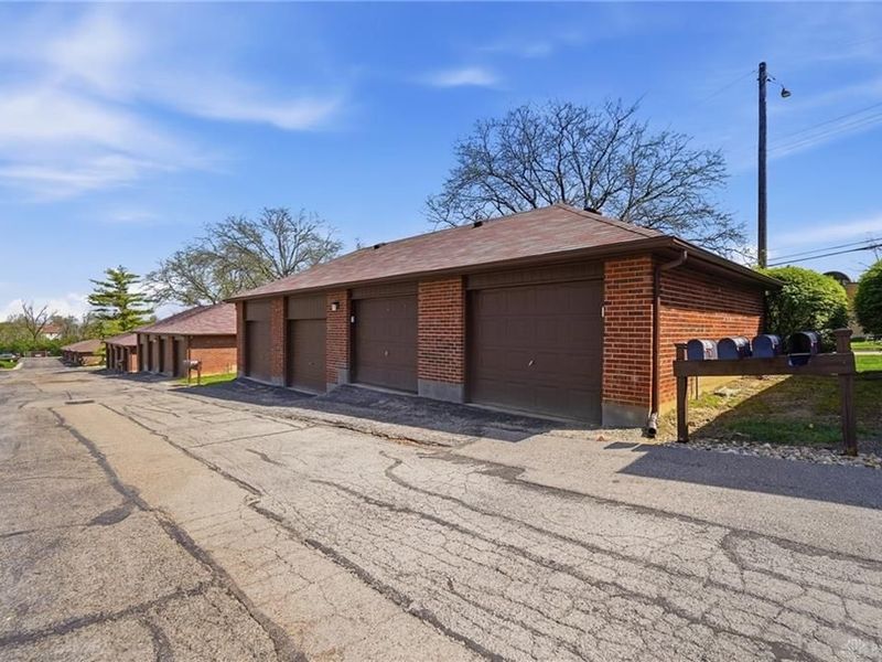 1823 Sheltering Tree Drive, West Carrollton, OH 45449 Photo 43