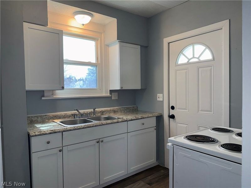 405 The Brooklands, Akron, OH 44305 Photo 8