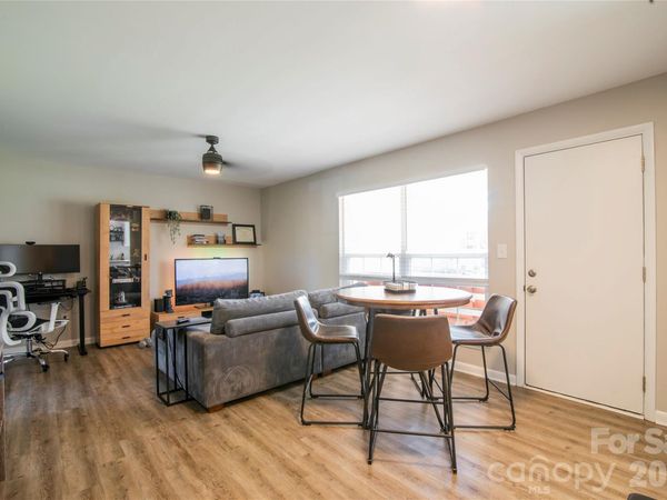 4605 Coronado Drive , Charlotte, NC 28212