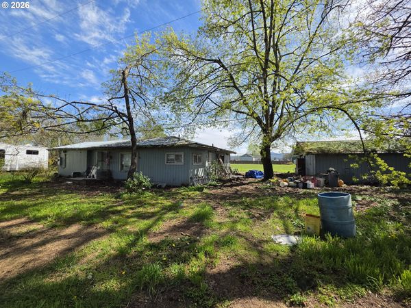 3910 S SANTIAM HWY, Lebanon, OR 97355